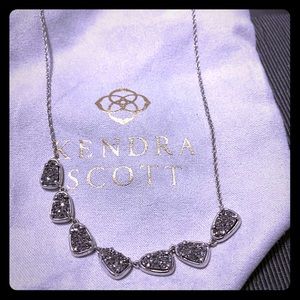 Kendra Scott necklace